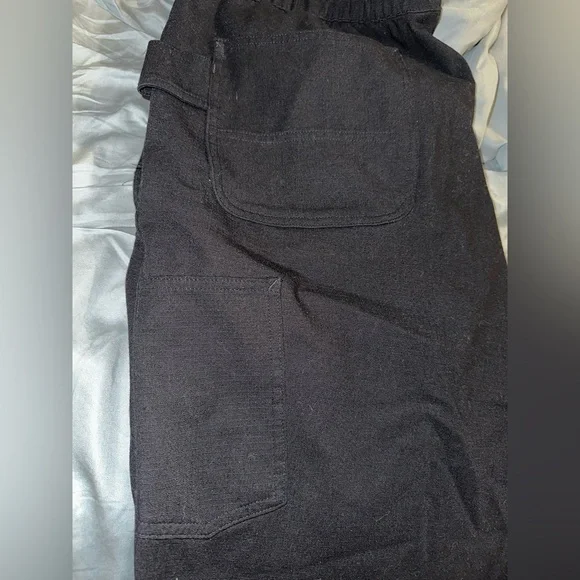 Carhartt Black Women's Cargo Pants - Picture 6 of 8